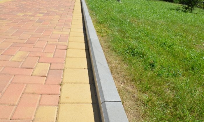 Chodníkový obrubník