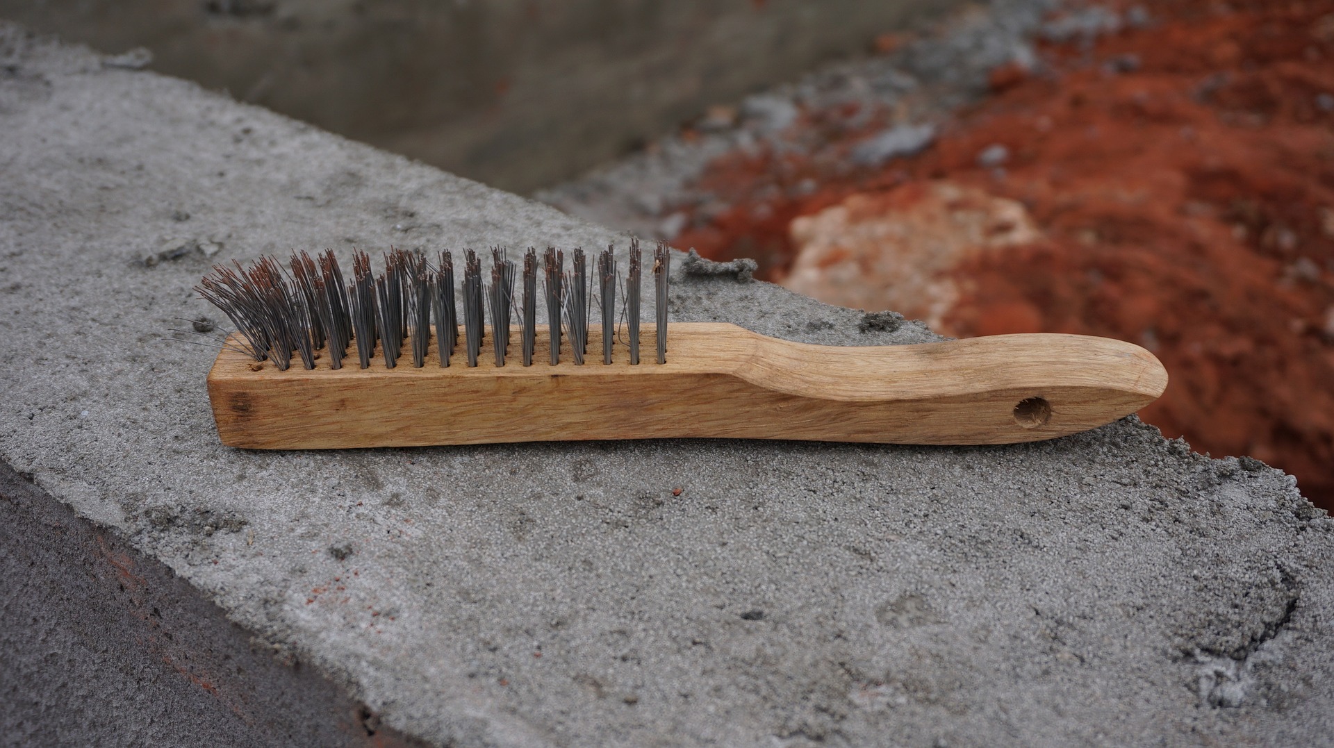 Wire brush