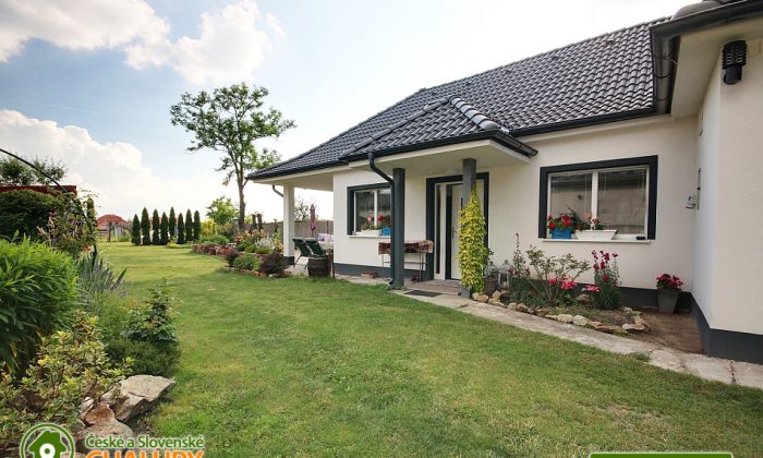 Domček u Komorníka - ubytko Veľké Dvorníky