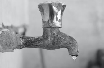 Water tap