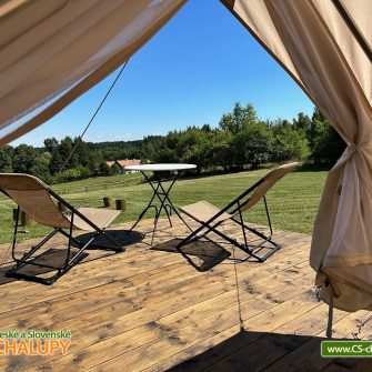 Glamping Návary - ubytování Česká Kanada