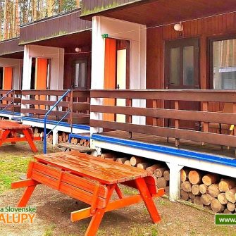 Tendr chaty - Máchovo jezero - Staré Splavy