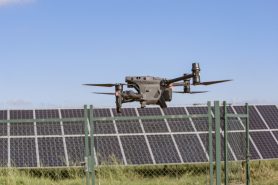 Dron a fotovoltaika