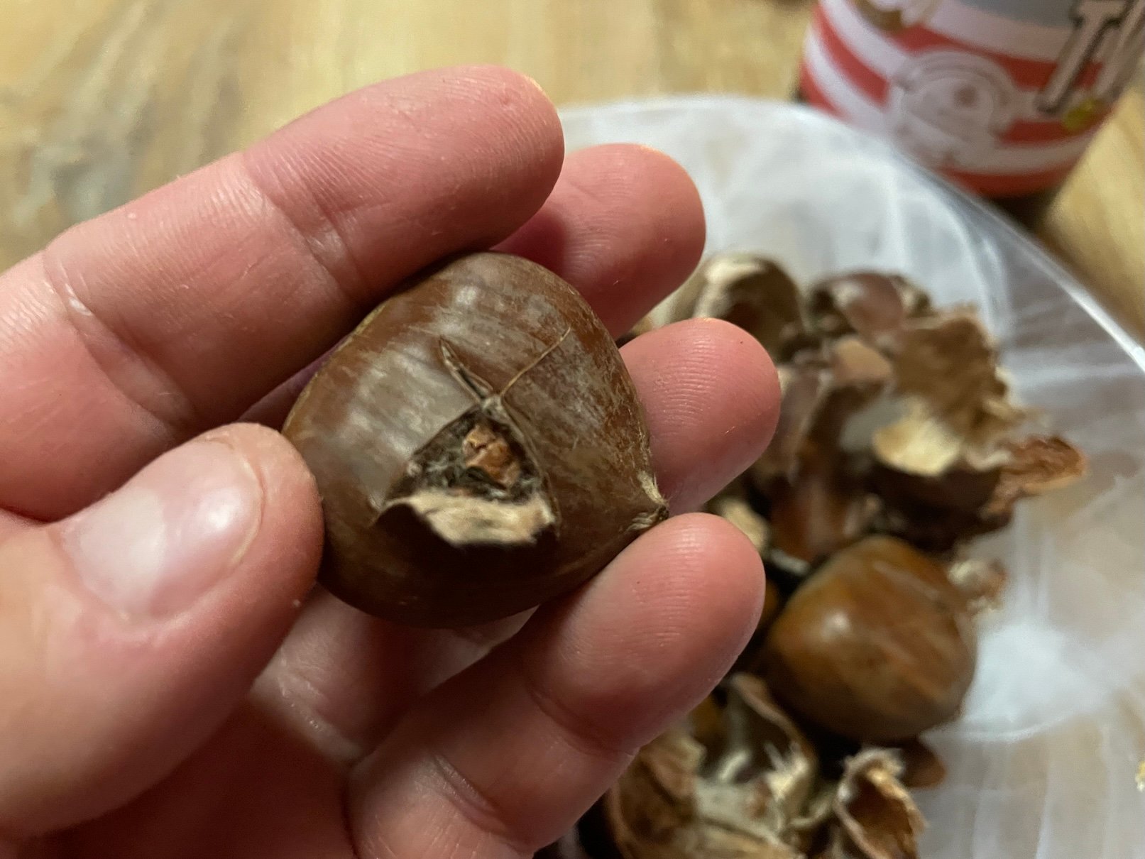 Jedlý kaštan po nakrojení