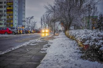 Zasněžený chodník