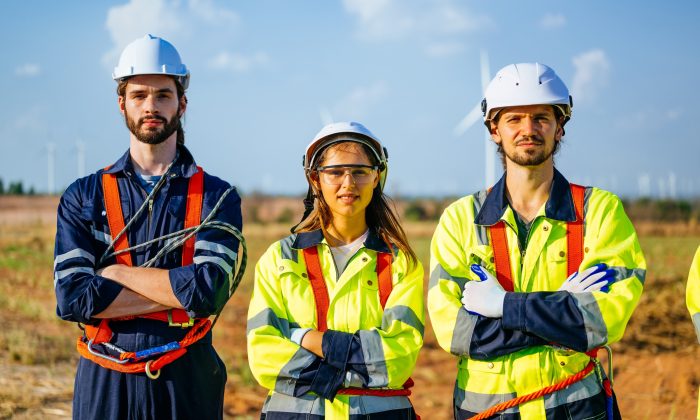 pracovnici-pracovne-oblecenie