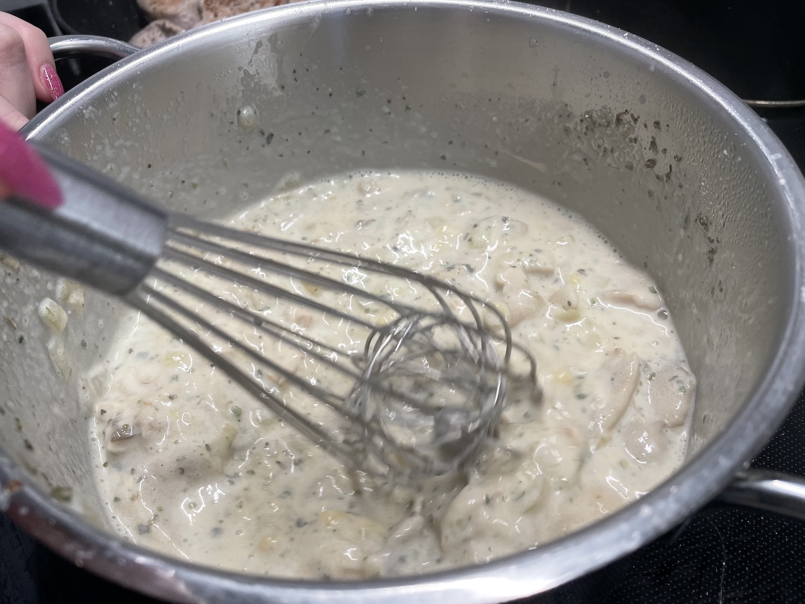 Příprava houbové omáčky