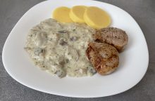 Houbová omáčka s polentou